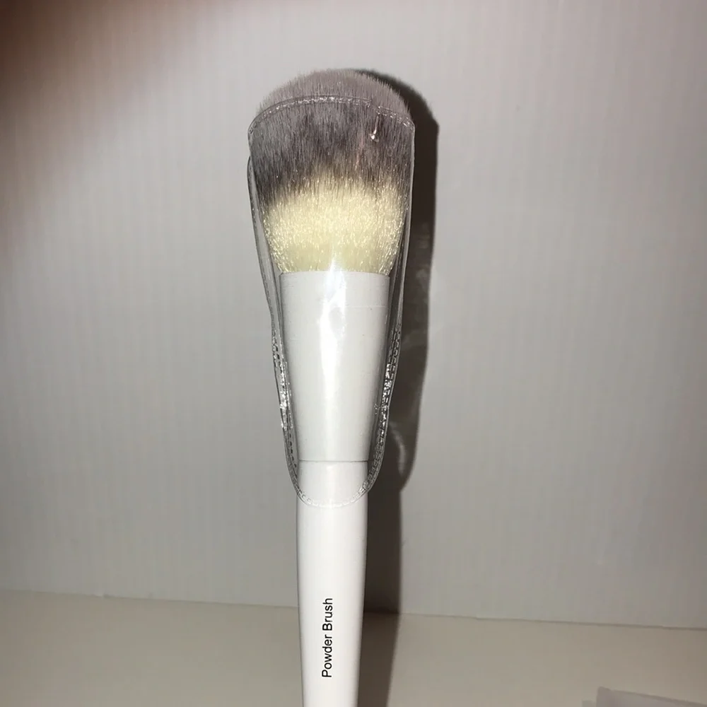 TYS BEAUTY treat yourself brush set NEW